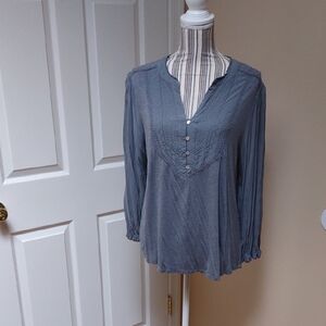 Democracy Boho Peasant top in a ladies size XL